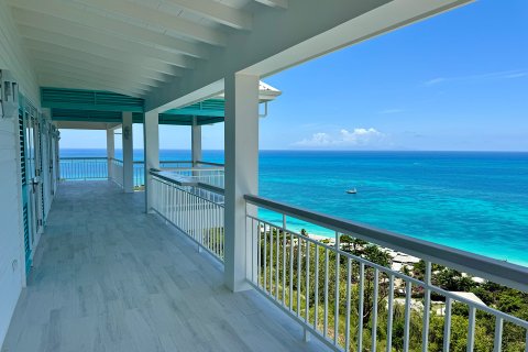 3 bedrooms Villa in Johnsons Point, Antigua and Barbuda No. 64989 10