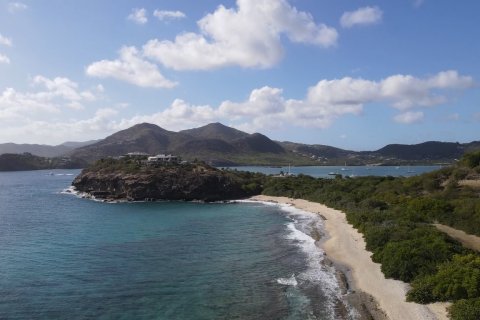 Villa in English Harbor, Antigua and Barbuda No. 64990 17