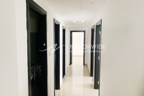 3 bedrooms Apartment in Al Reef, UAE No. 4129 3