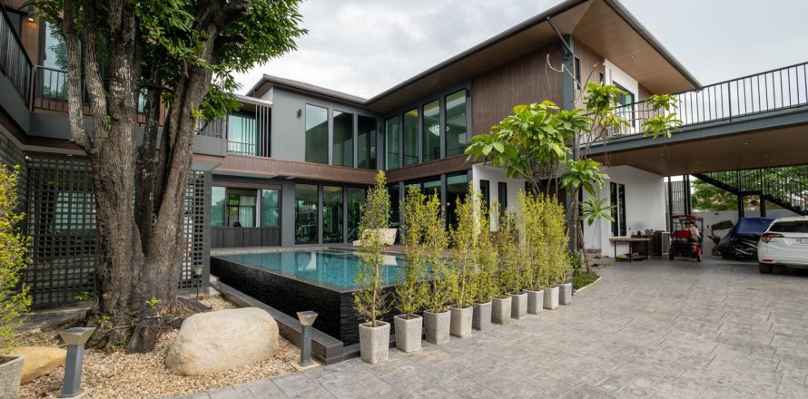 9 bedrooms House in Chiang Mai, Thailand No. 2509