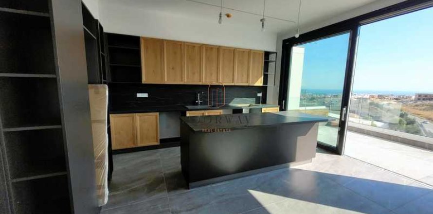 3 dormitorios Penthouse en Agios Athanasios, Cyprus No. 65838