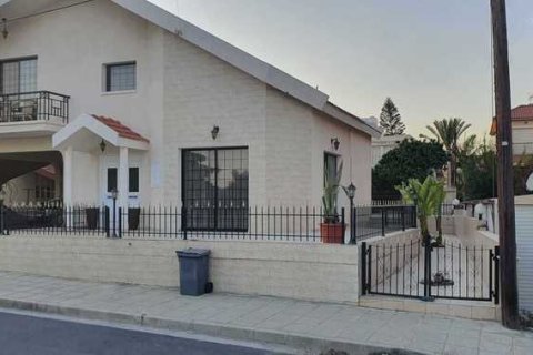 4 chambres House à Ypsonas, Cyprus No. 30542 9