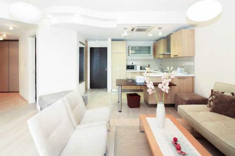 2 dormitorios Apartment en Limassol, Cyprus No. 72903 1