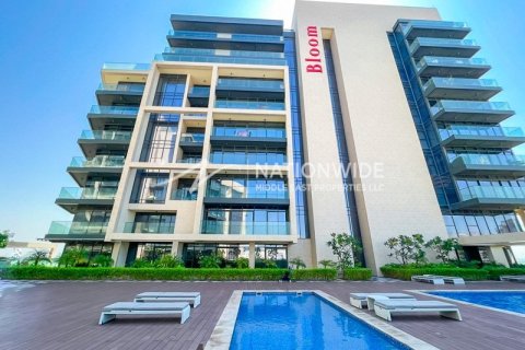 49.2m² Apartment on the Saadiyat Island, UAE No. 3824 1