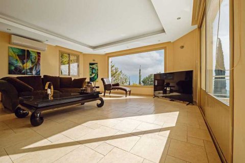 8 bedrooms Villa in Tala, Cyprus No. 30966 9