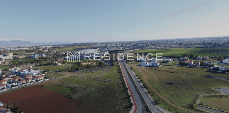 811m² Land in Strovolos, Cyprus No. 64505