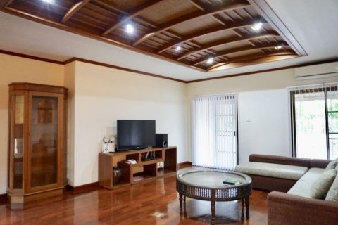 5 bedrooms House in Chiang Mai, Thailand No. 2580 5