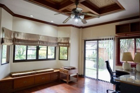 5 bedrooms House in Chiang Mai, Thailand No. 2580 9