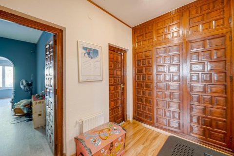 450m² Appartement à L'Alfàs del Pi, Spain No. 26710 20