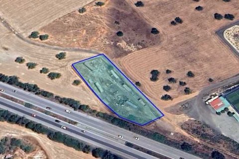 3391m² Land in Kato Polemidia, Cyprus No. 64766 1