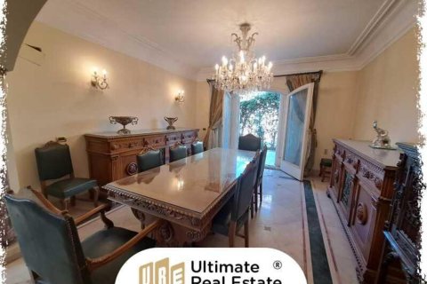 8 bedrooms Villa in Green Belt, Egypt No. 38149 3