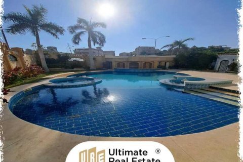 8 bedrooms Villa in Green Belt, Egypt No. 38149 1