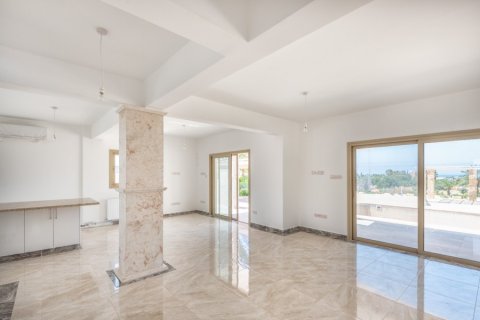 4 bedrooms Villa in Paphos, Cyprus No. 38079 8