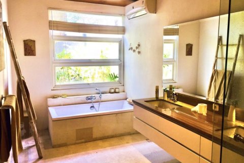 2 bedrooms Villa in Canggu, Indonesia No. 23187 10