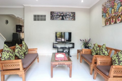 2 bedrooms Villa in Seminyak, Indonesia No. 23188 1