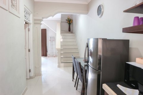 2 bedrooms Villa in Seminyak, Indonesia No. 23188 14