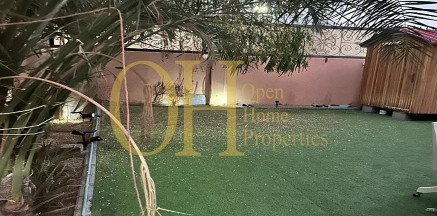 5 bedrooms Townhouse in Al Reef, UAE No. 8851