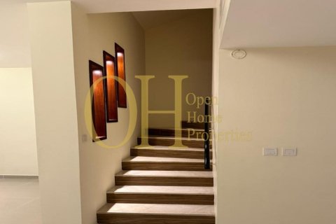 5 bedrooms Townhouse in Al Reef, UAE No. 8851 20