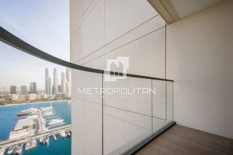 2 bedrooms Apartment in EMAAR Beachfront, UAE No. 6587 18