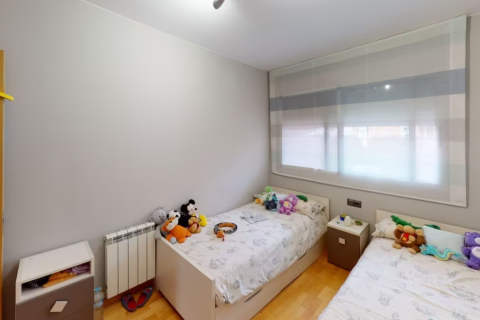 4 dormitorios Apartment en Castelldefels, Spain No. 25907 7