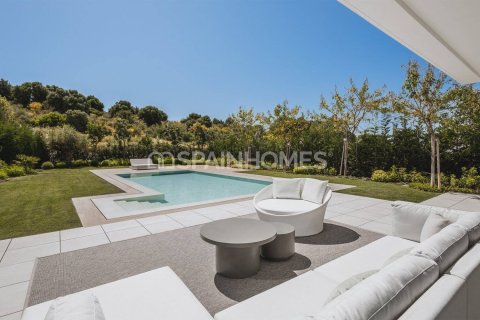 5 dormitorios Villa en Estepona, Spain No. 25872 4