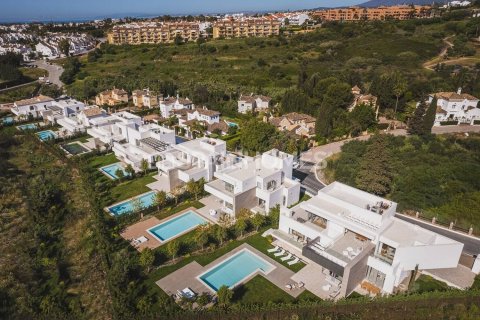 5 dormitorios Villa en Estepona, Spain No. 25872 7