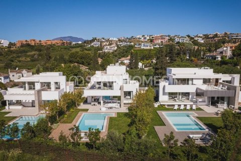 5 dormitorios Villa en Estepona, Spain No. 25872 12