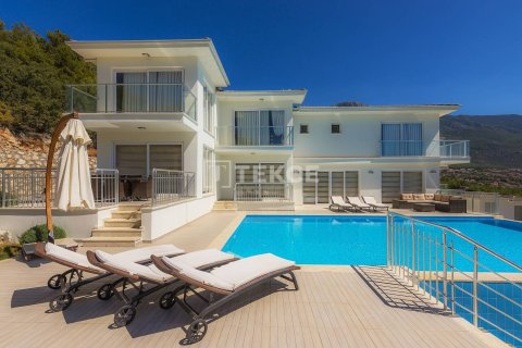 6+1 Villa en Fethiye, Turkey No. 11447 1