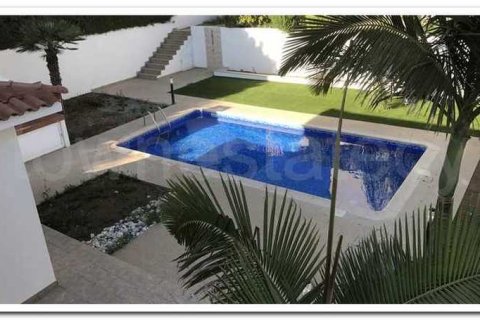 4 bedrooms Villa in Agios Tychonas, Cyprus No. 28972 13