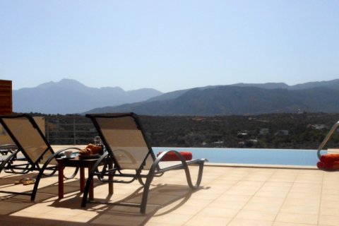 7 bedrooms Villa in Lasithi, Greece No. 24088 1