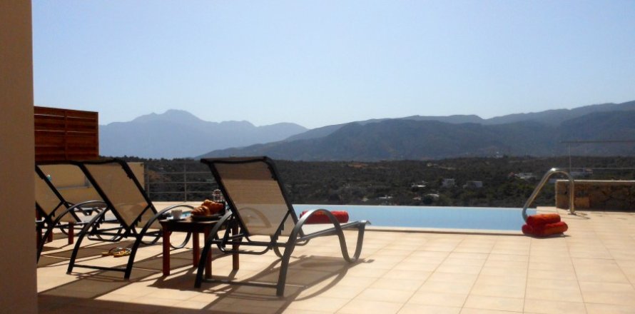 7 bedrooms Villa in Lasithi, Greece No. 24088