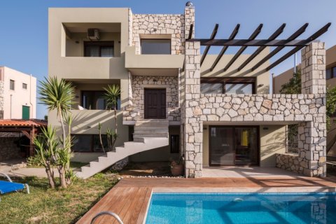 4 bedrooms Villa in Chania, Greece No. 24089 4