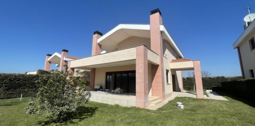 4 bedrooms Villa in Central Macedonia, Greece No. 52312