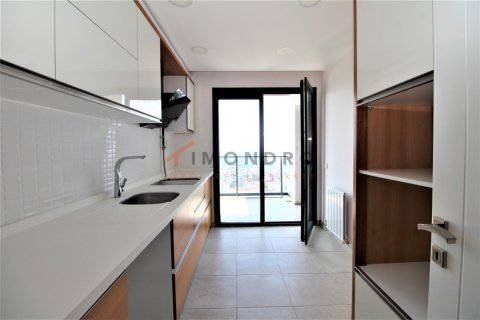 3+1 Apartment in Kartal, Turkey No. 17822 5