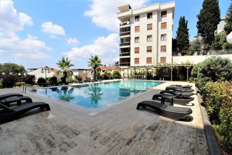 3+1 Apartment in Kartal, Turkey No. 17822 16