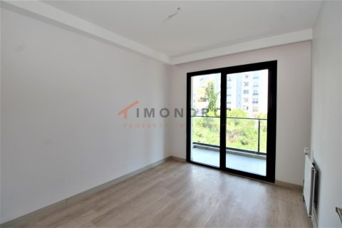 3+1 Apartment in Kartal, Turkey No. 17822 24