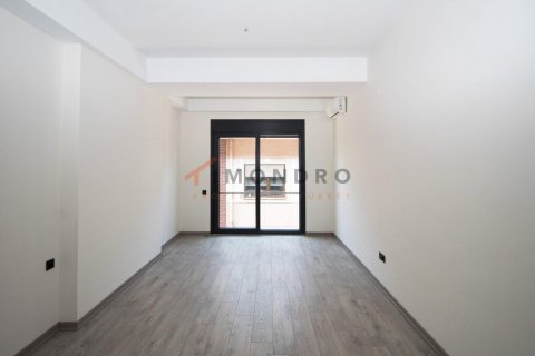 5+1 Apartment en Maltepe, Turkey No. 17795 29