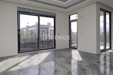 5+1 Penthouse in Dosemealti, Turkey No. 70539 13