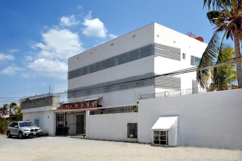 9 dormitorios House en Veracruz, Panama No. 70597 11