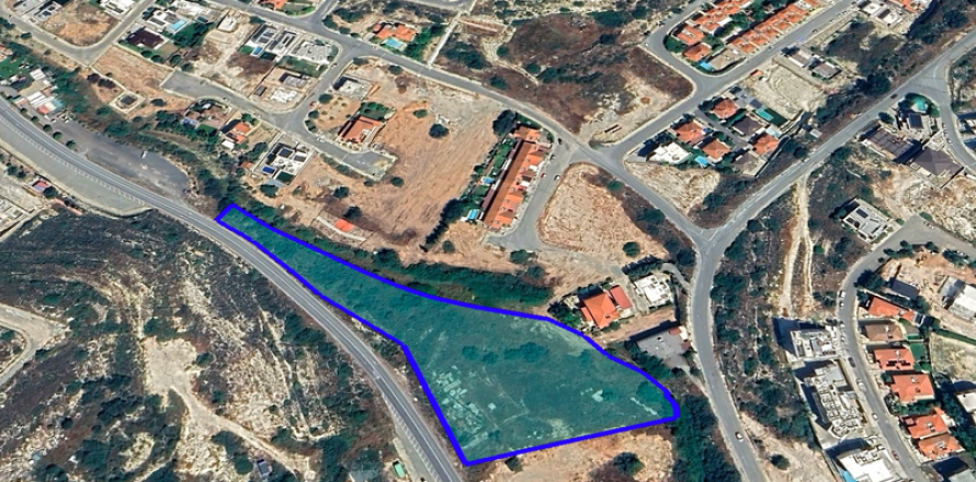 8129m² Land in Mesa Geitonia, Cyprus No. 64338