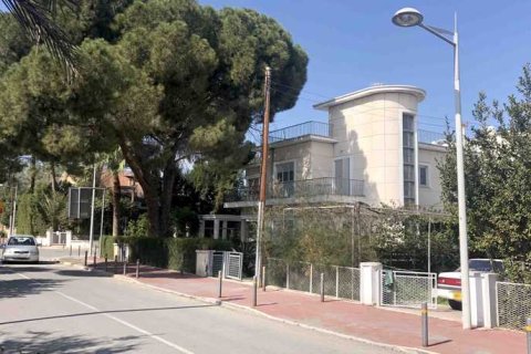 6 dormitorios House en Nicosia, Cyprus No. 65560 4