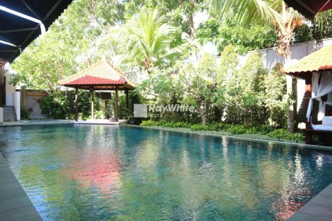 5 bedrooms Villa in Jimbaran, Indonesia No. 23486 1