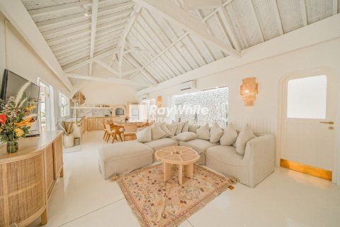 6 bedrooms Villa in Canggu, Indonesia No. 23488 9