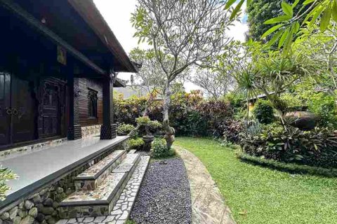 4 bedrooms House in Gianyar, Indonesia No. 23478 1