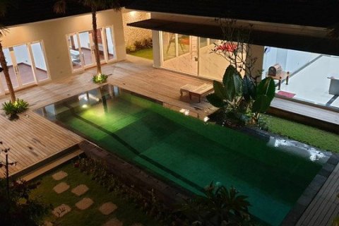 3 bedrooms Villa in Kerobokan, Indonesia No. 23475 3