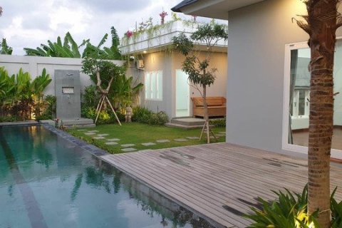 3 bedrooms Villa in Kerobokan, Indonesia No. 23475 11