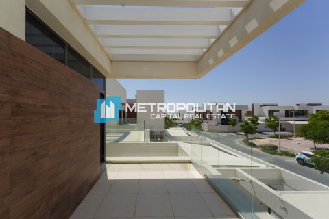 5 bedrooms Villa on the Yas Island, UAE No. 7936 12