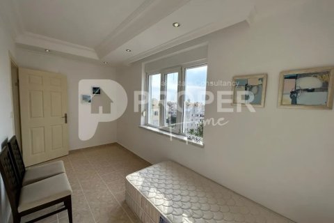 4 rooms Appartement à Tosmur, Turkey No. 12892 10