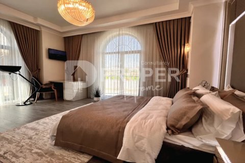 7 rooms Villa in Bahcelievler, Turkey No. 21583 22