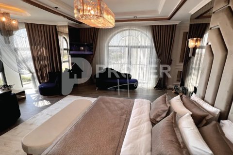 7 rooms Villa in Bahcelievler, Turkey No. 21583 21